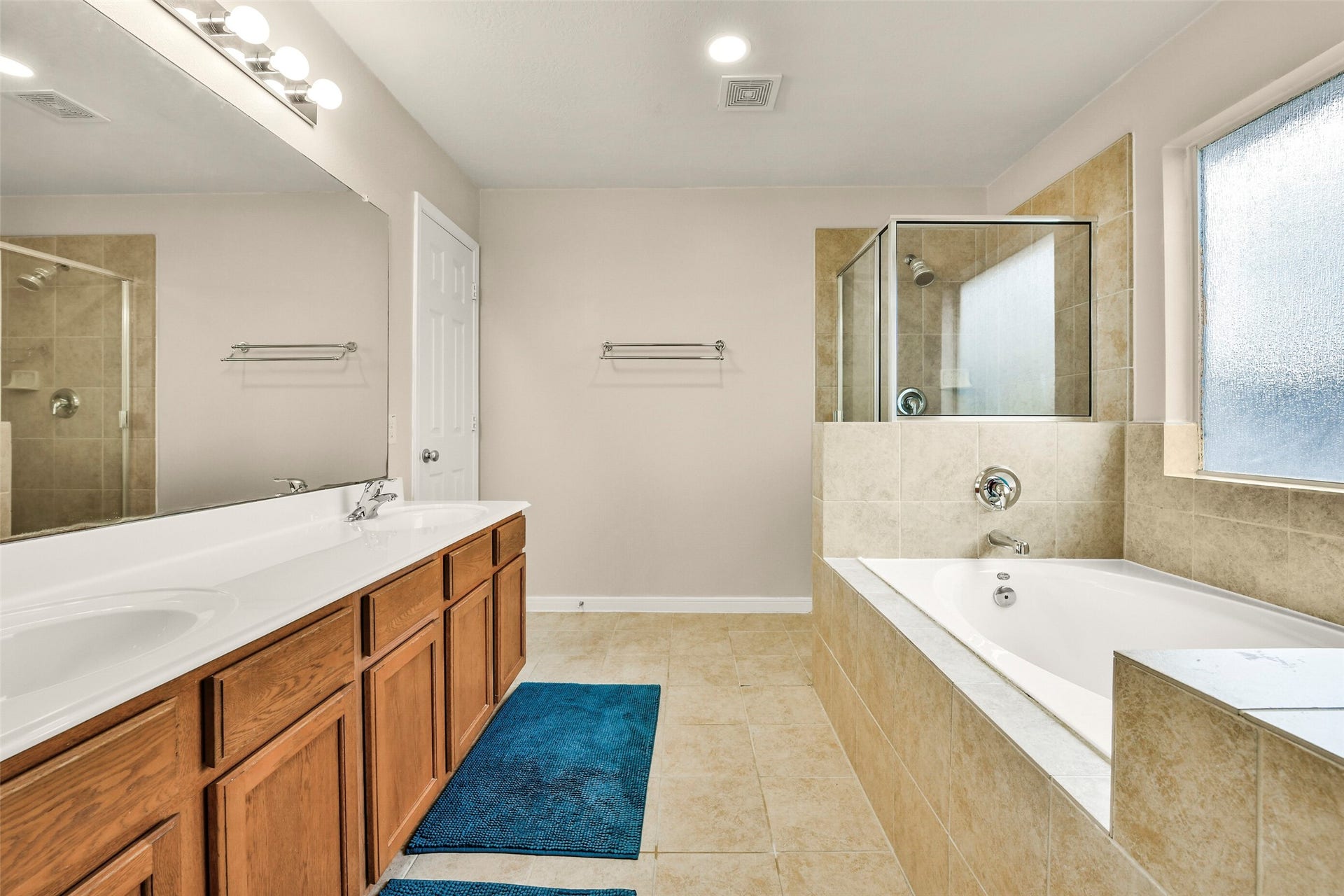 Primary separate shower/soaking tub