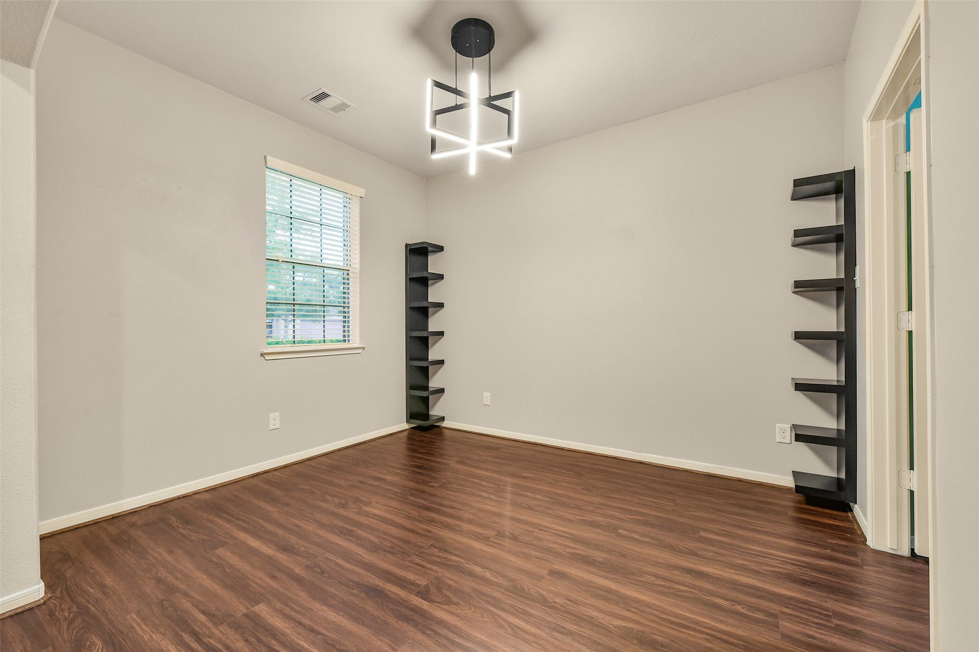 Formal Dining/Study/Office
