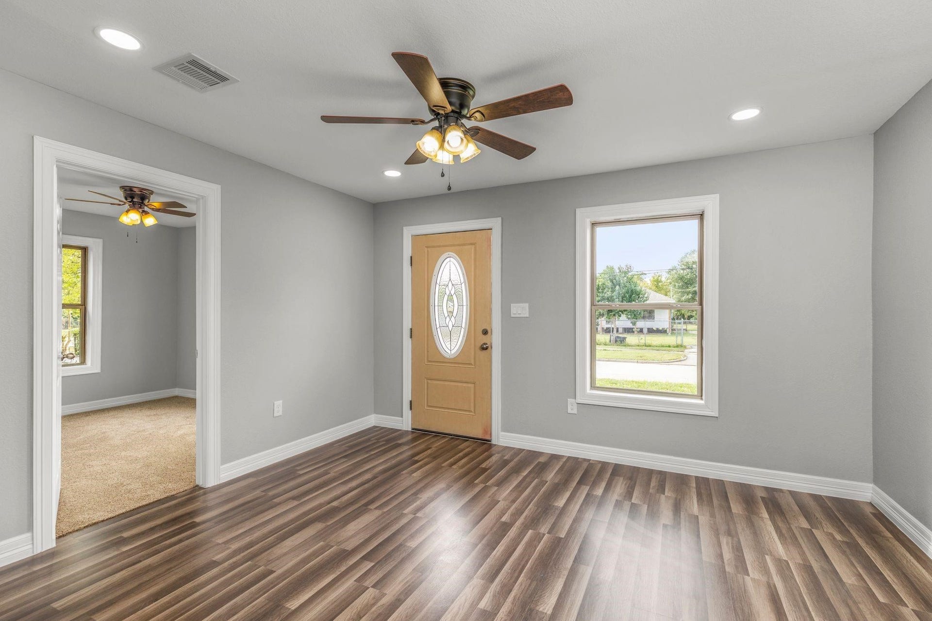 5210 Pickfair Street, Houston, TX 77026 5210 Pickfair Street, Houston, TX 77026