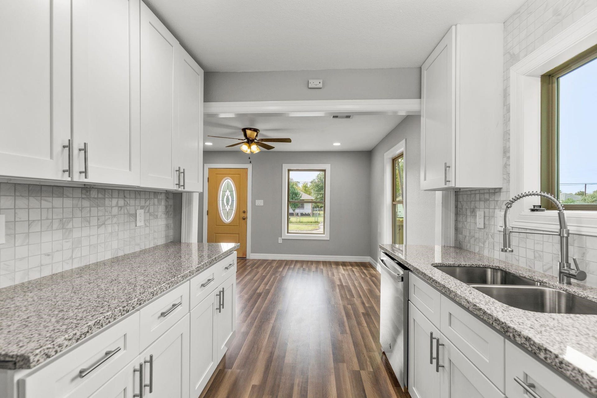 5210 Pickfair Street, Houston, TX 77026 5210 Pickfair Street, Houston, TX 77026