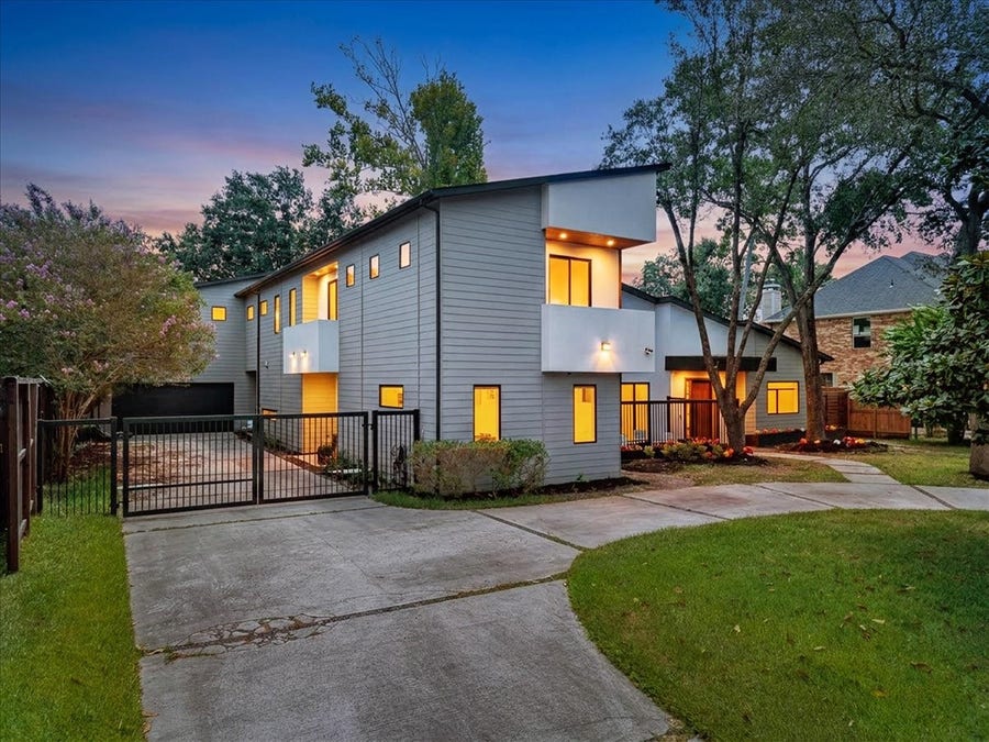 Property photo for 1418 Huge Oaks Street, Houston, TX