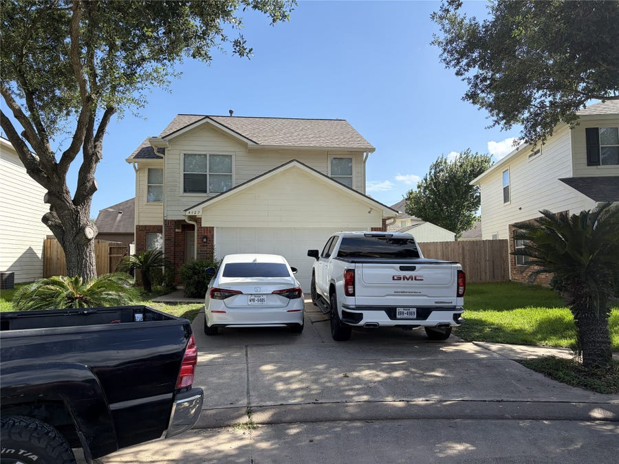Property photo for 4127 Mistissin Lane, Houston, TX