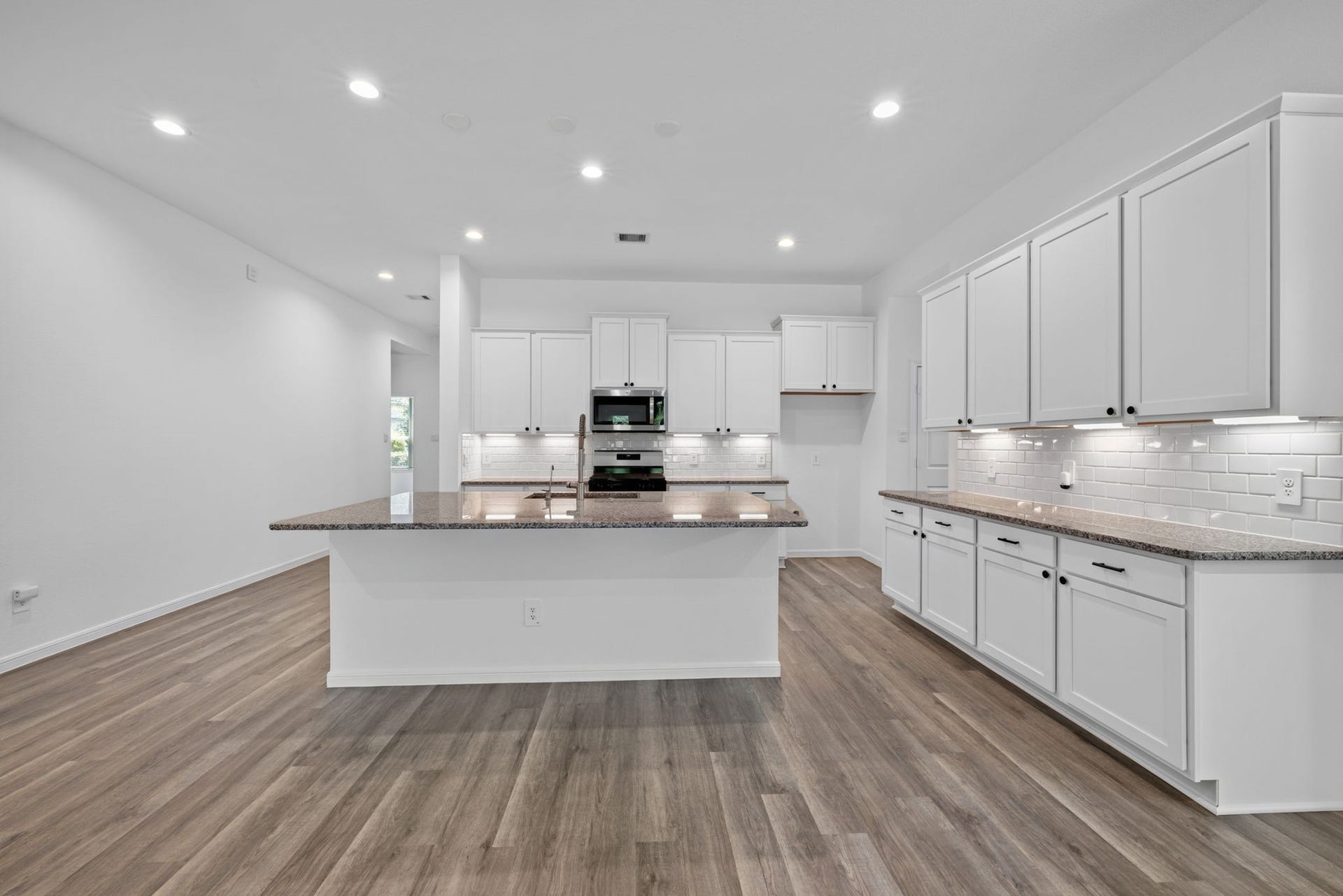 373 Pleasant Hill Way, Conroe, TX 77304 373 Pleasant Hill Way, Conroe, TX 77304