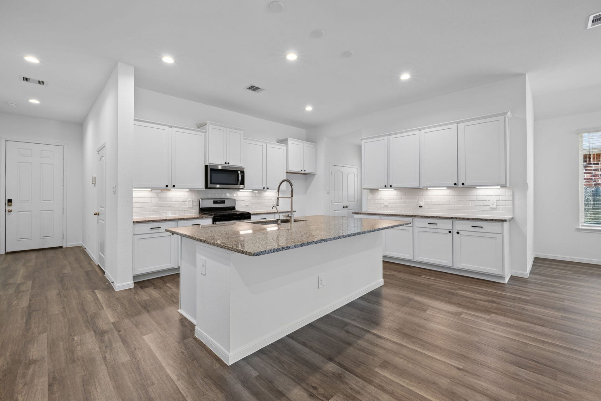 373 Pleasant Hill Way, Conroe, TX 77304 373 Pleasant Hill Way, Conroe, TX 77304
