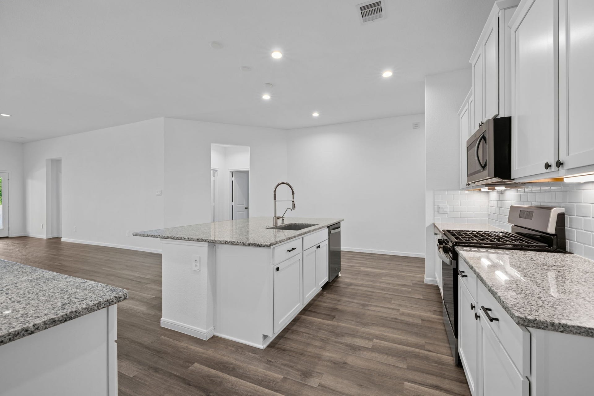 373 Pleasant Hill Way, Conroe, TX 77304 373 Pleasant Hill Way, Conroe, TX 77304