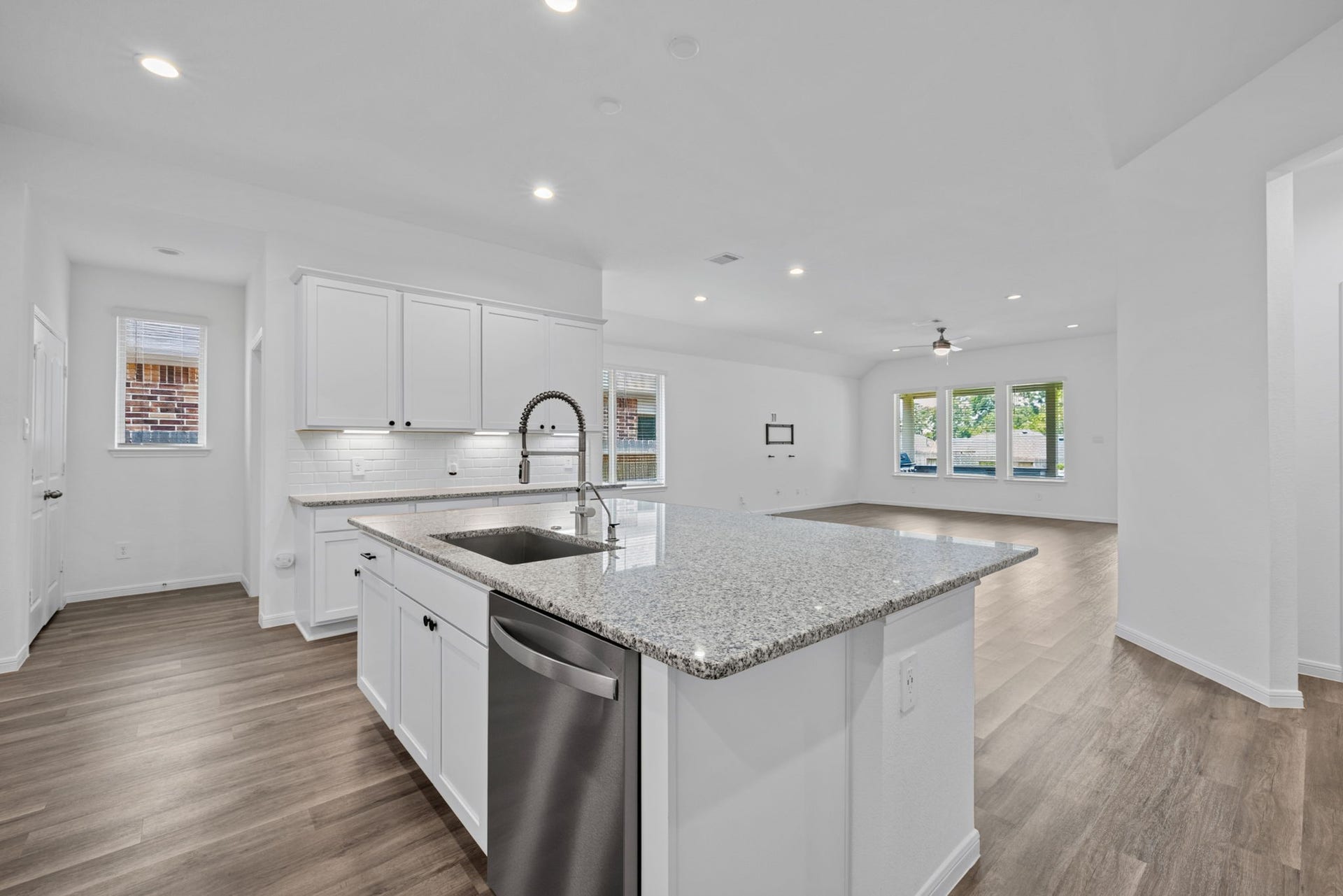 373 Pleasant Hill Way, Conroe, TX 77304 373 Pleasant Hill Way, Conroe, TX 77304