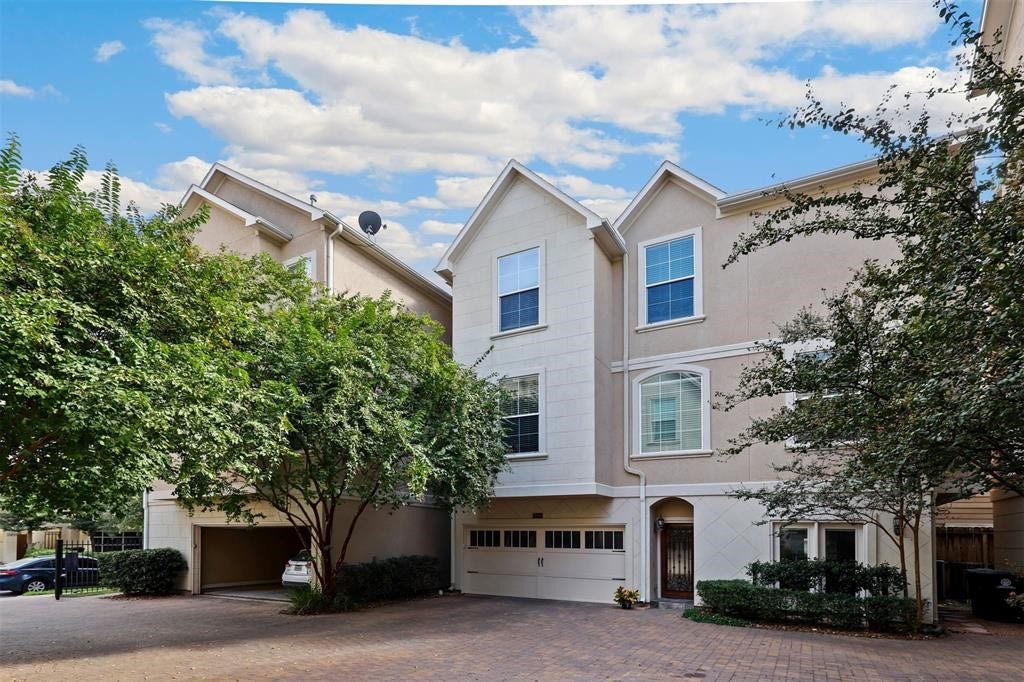 2418 Ralph Street, #B, Houston, TX 77006 2418 Ralph Street, #B, Houston, TX 77006