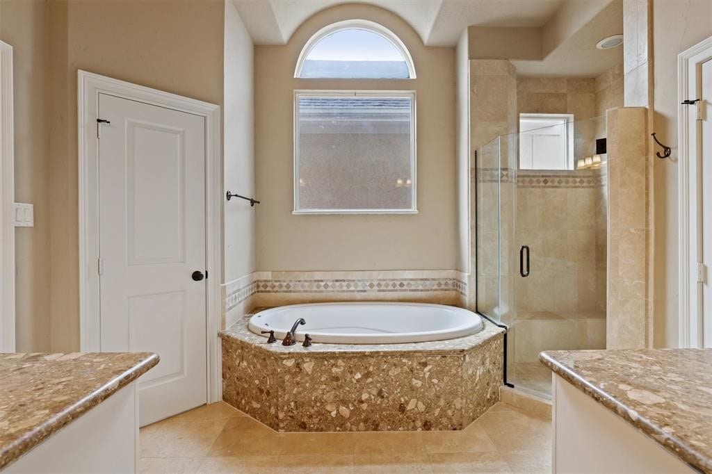 2418 Ralph Street, #B, Houston, TX 77006 2418 Ralph Street, #B, Houston, TX 77006