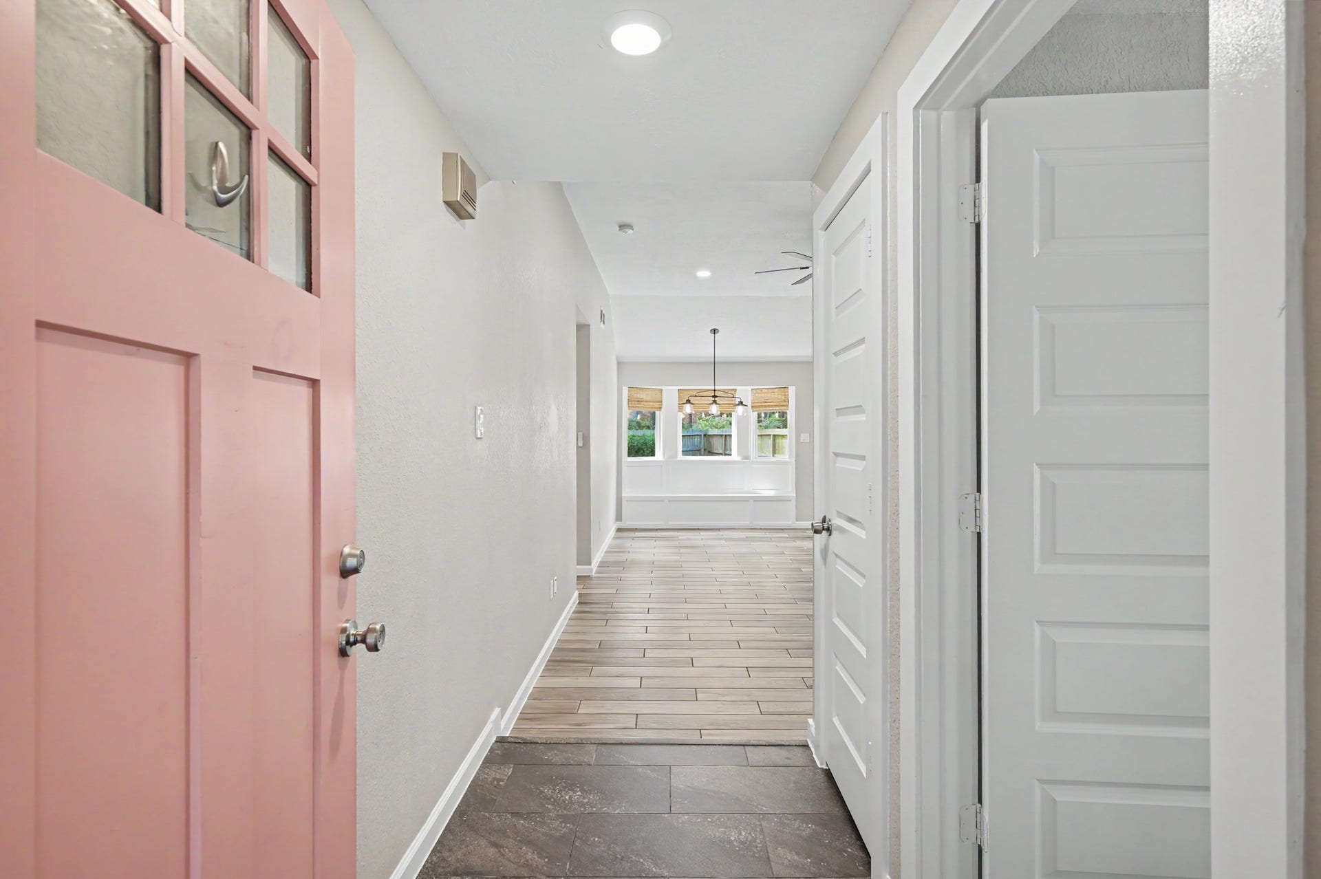 Walk into an open concept - light & bright.