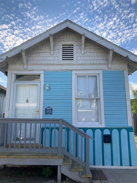 Property photo for 1312 26th Rear Street, Galveston, TX