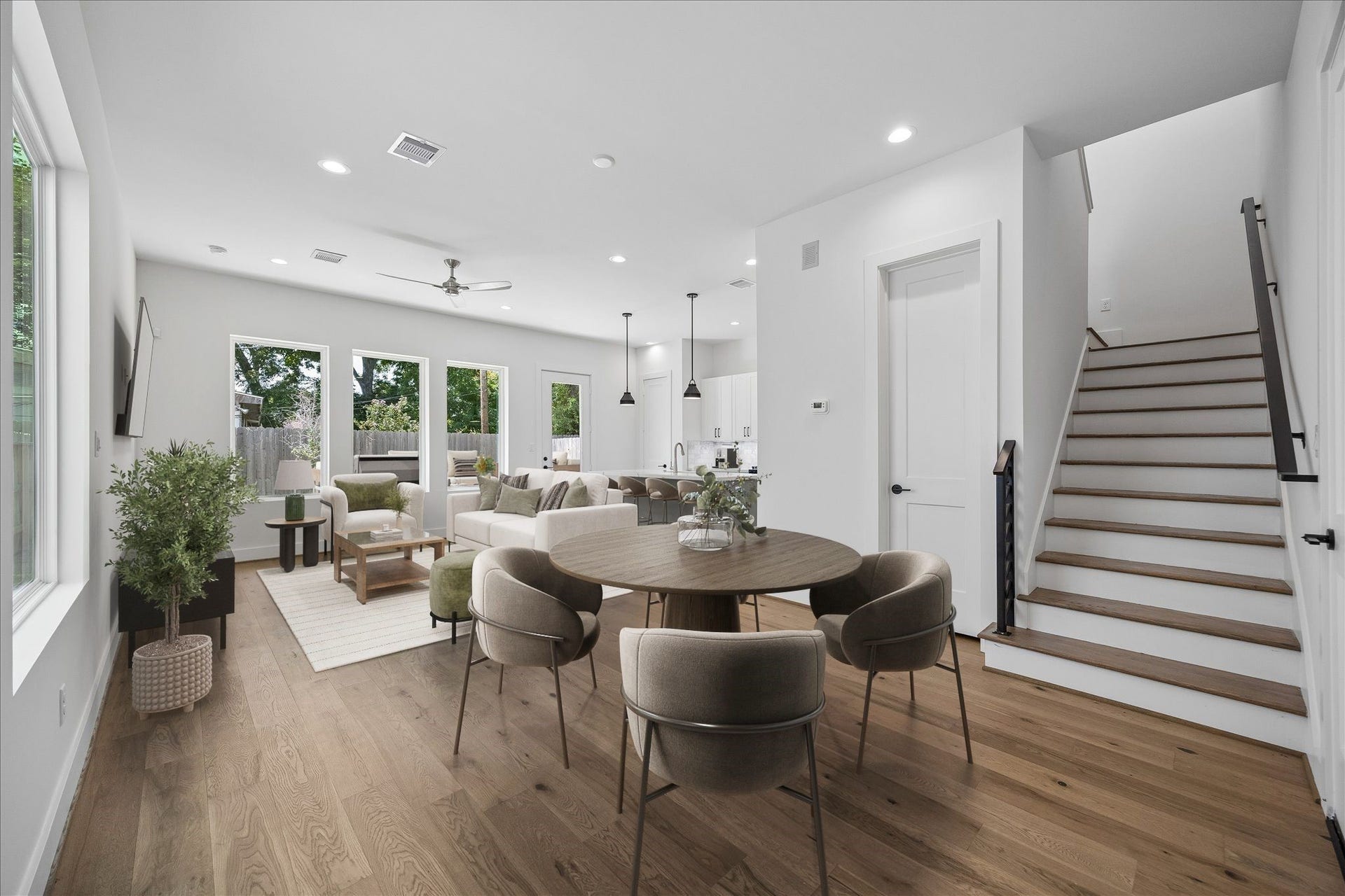 1832 W Tidwell Road, Houston, TX 77091 1832 W Tidwell Road, Houston, TX 77091