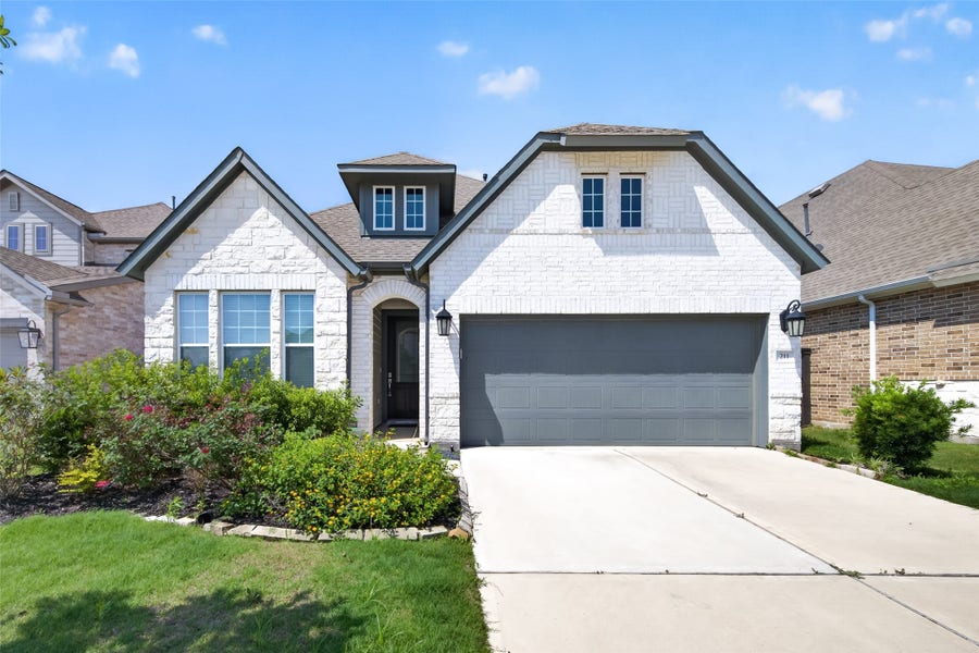Property photo for 211 Amaranth Way, Richmond, TX