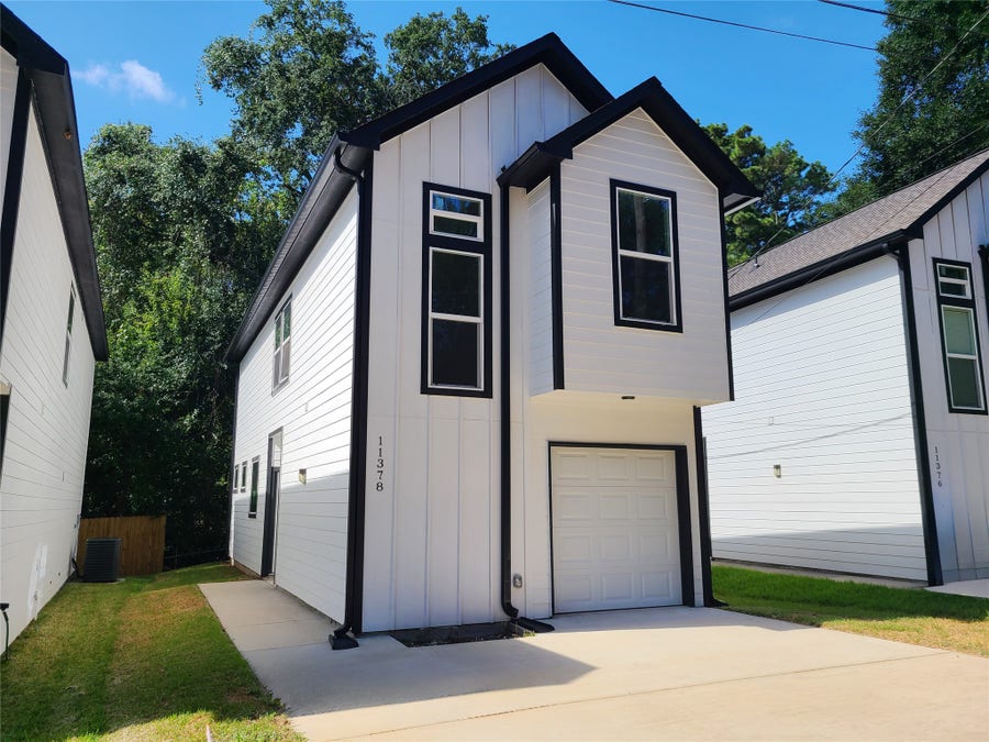 Property photo for 11378 Underwood Street, Willis, TX