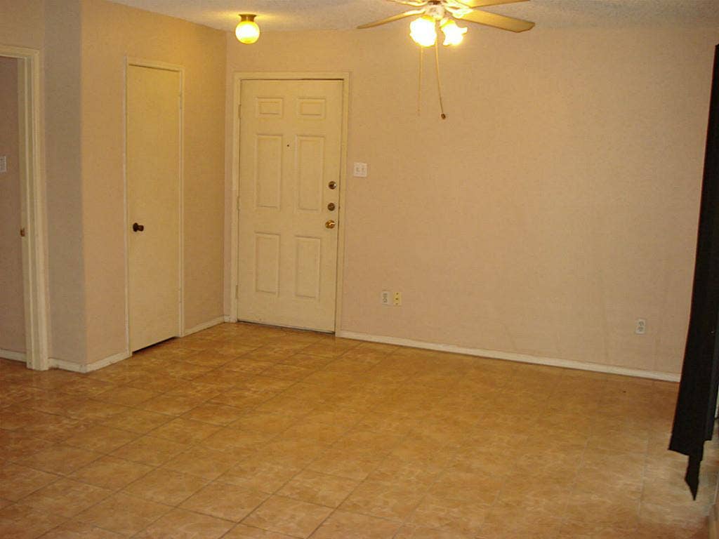 2750 Holly Hall Street, #117, Houston, TX 77054 2750 Holly Hall Street, #117, Houston, TX 77054