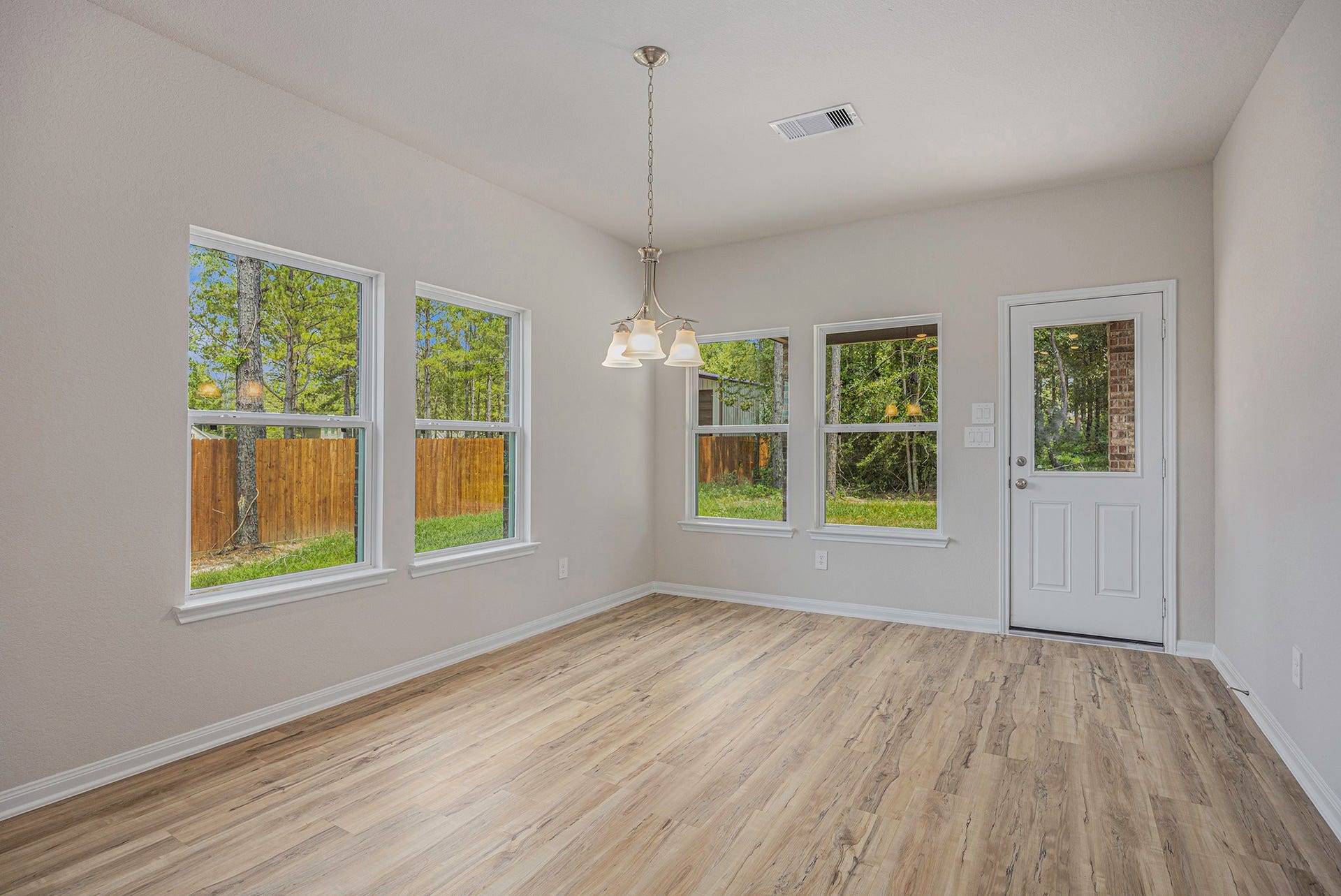 13264 Frio Falls, Conroe, TX 77303 Brand New stunning 2 story home! Photos are representation of the Winkler Floor plan. Colors & Selections may vary. Hurry Call Today to schedule your private showing!