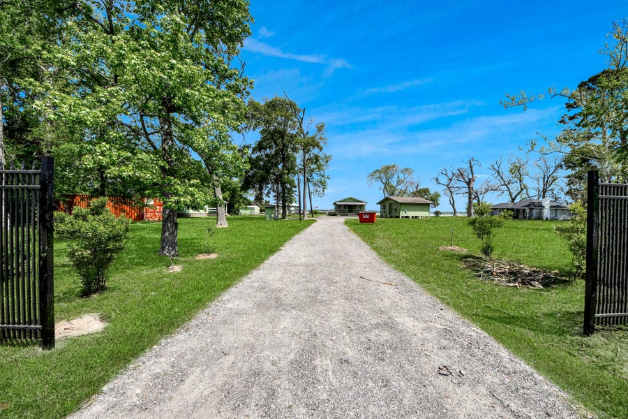 Property photo for 17111 River Road, #A, Channelview, TX