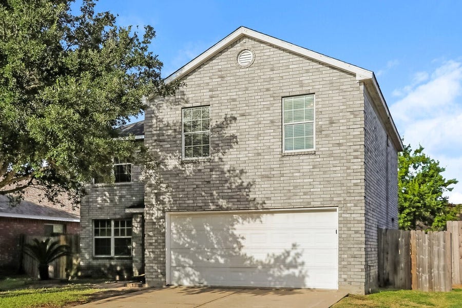 Property photo for 5505 Rio Sabinas Street, Rosharon, TX