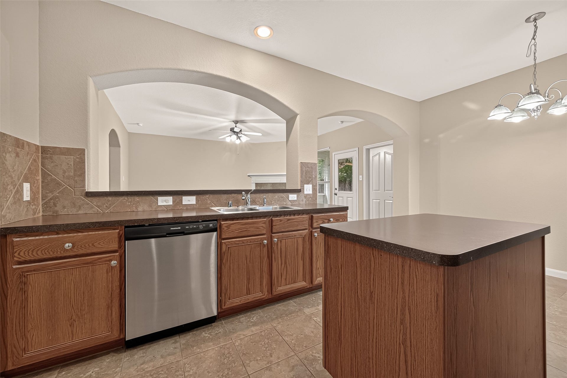 4903 Summer Ridge Drive, Conroe, TX 77303 4903 Summer Ridge Drive, Conroe, TX 77303