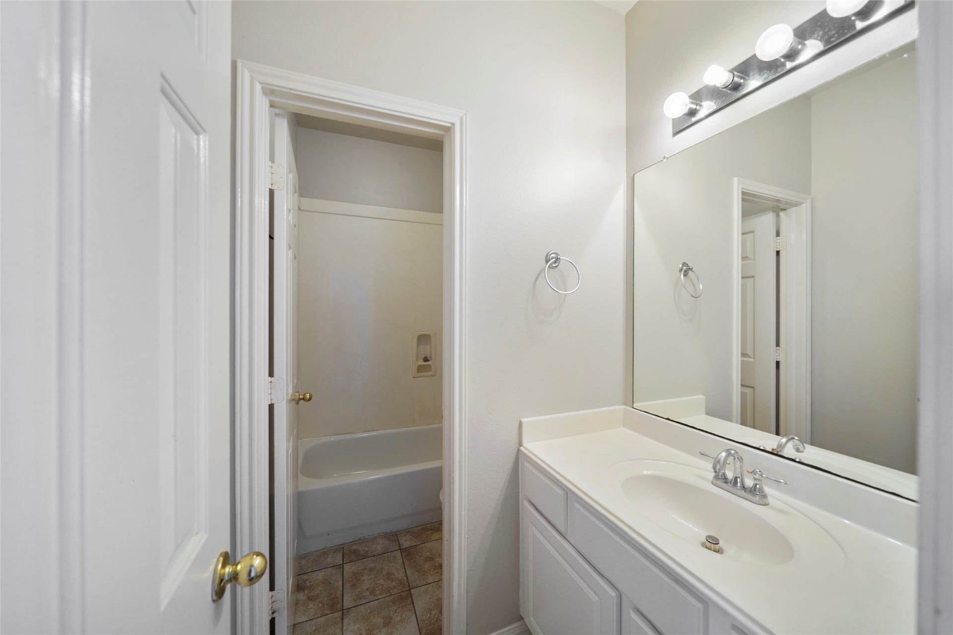 5602 Beaver Pass Lane, Katy, TX 77449 5602 Beaver Pass Lane, Katy, TX 77449