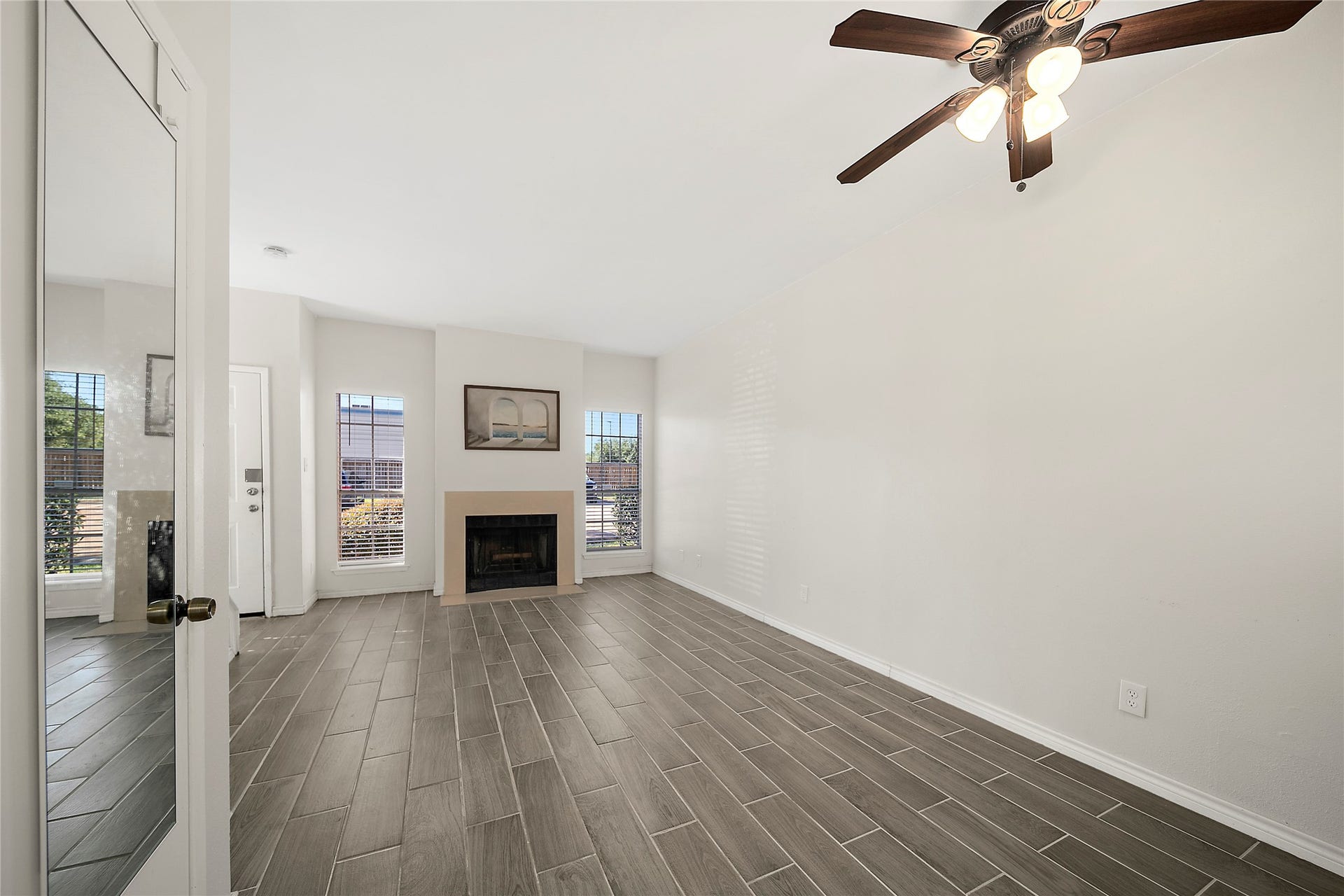 2626 Holly Hall Street, #1102, Houston, TX 77054 2626 Holly Hall Street, #1102, Houston, TX 77054