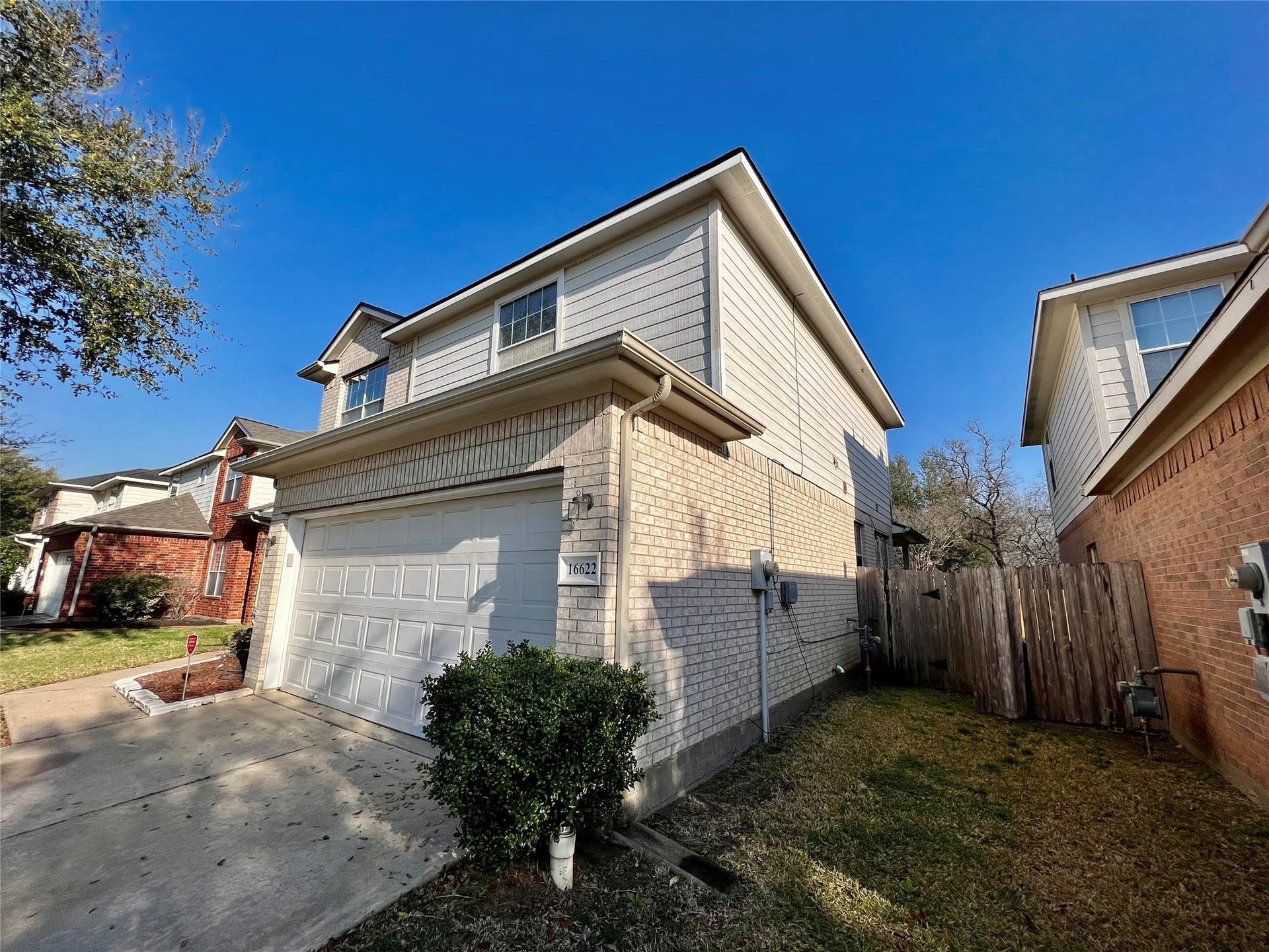 16622 Pademelon Drive, Sugar Land, TX 77498