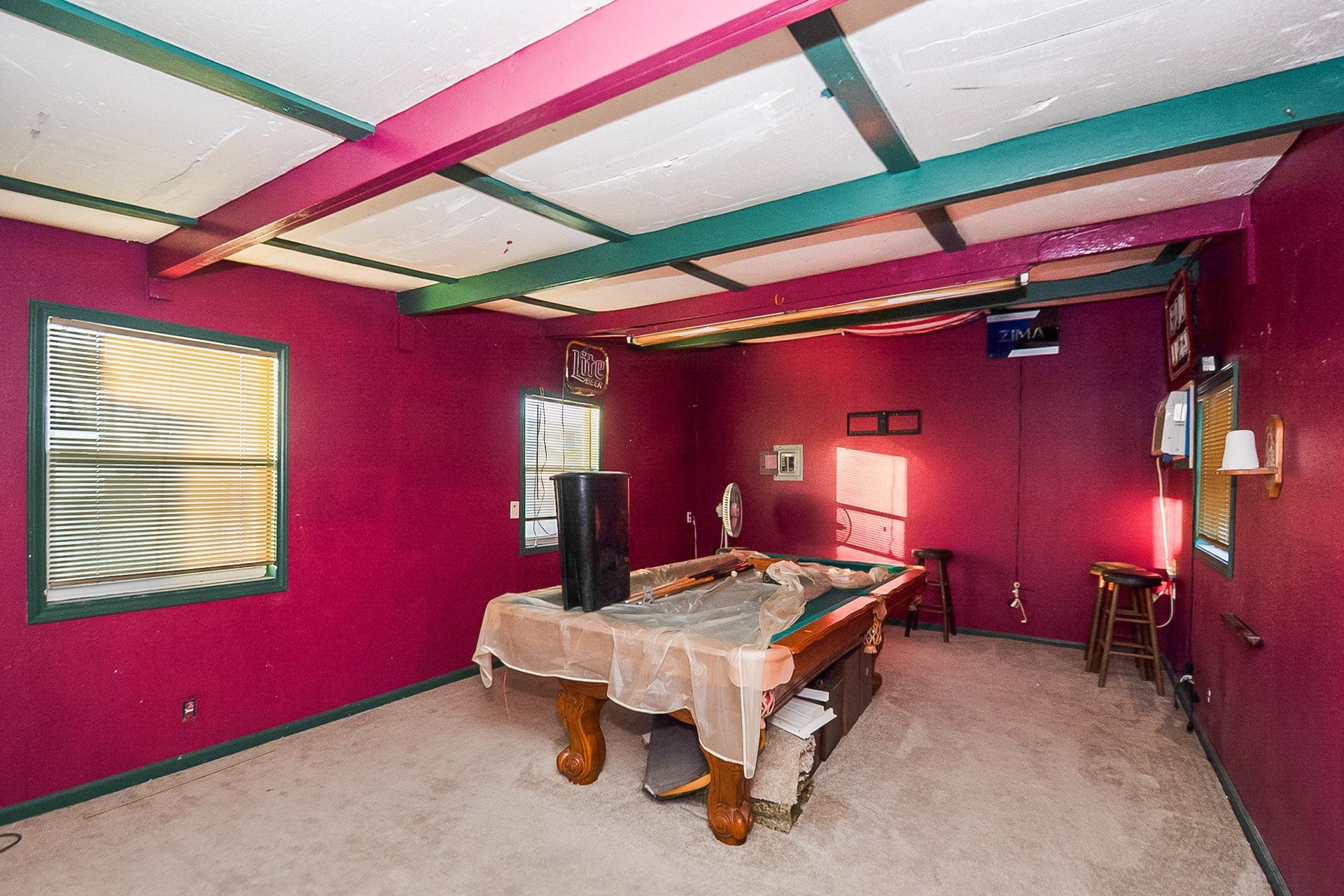 4415 W Bayshore Drive, Bacliff, TX 77518 game-room