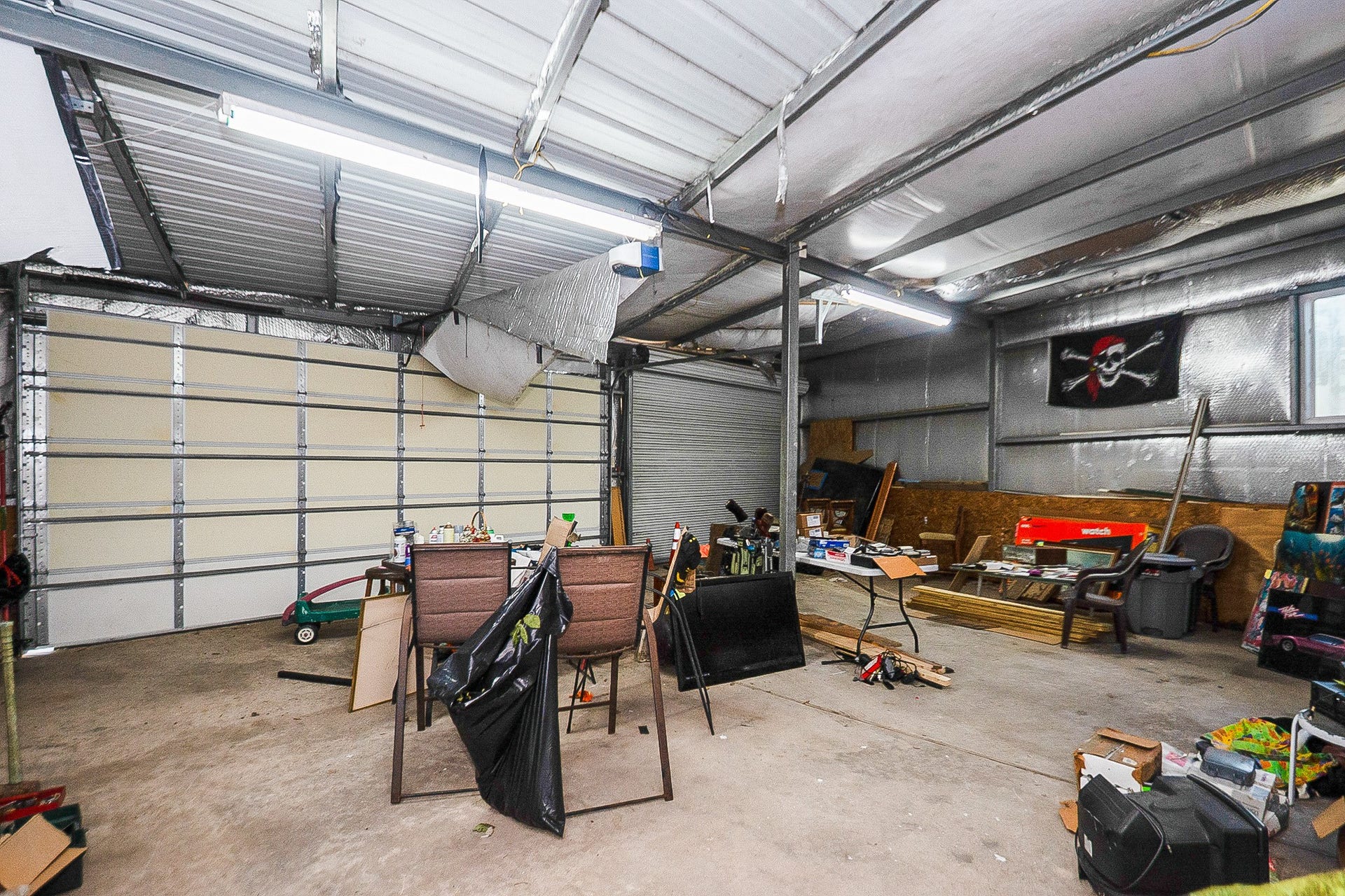 4415 W Bayshore Drive, Bacliff, TX 77518 nice shop