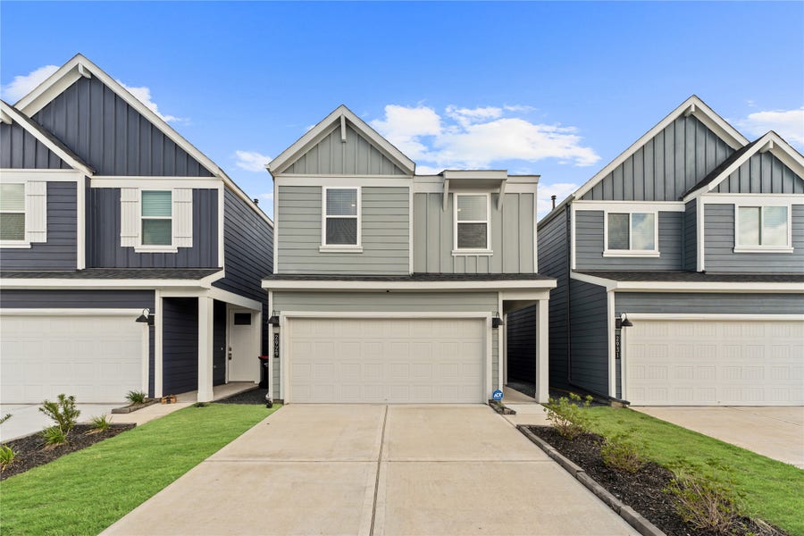 Property photo for 2929 Amherst Meadow Lane, Houston, TX