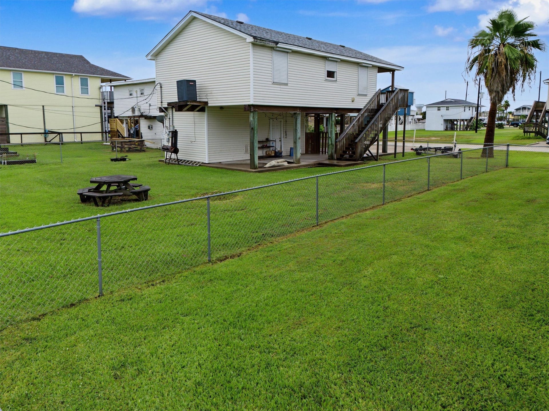 3931 Navarro Drive, Galveston, TX 77554 3931 Navarro Drive, Galveston, TX 77554