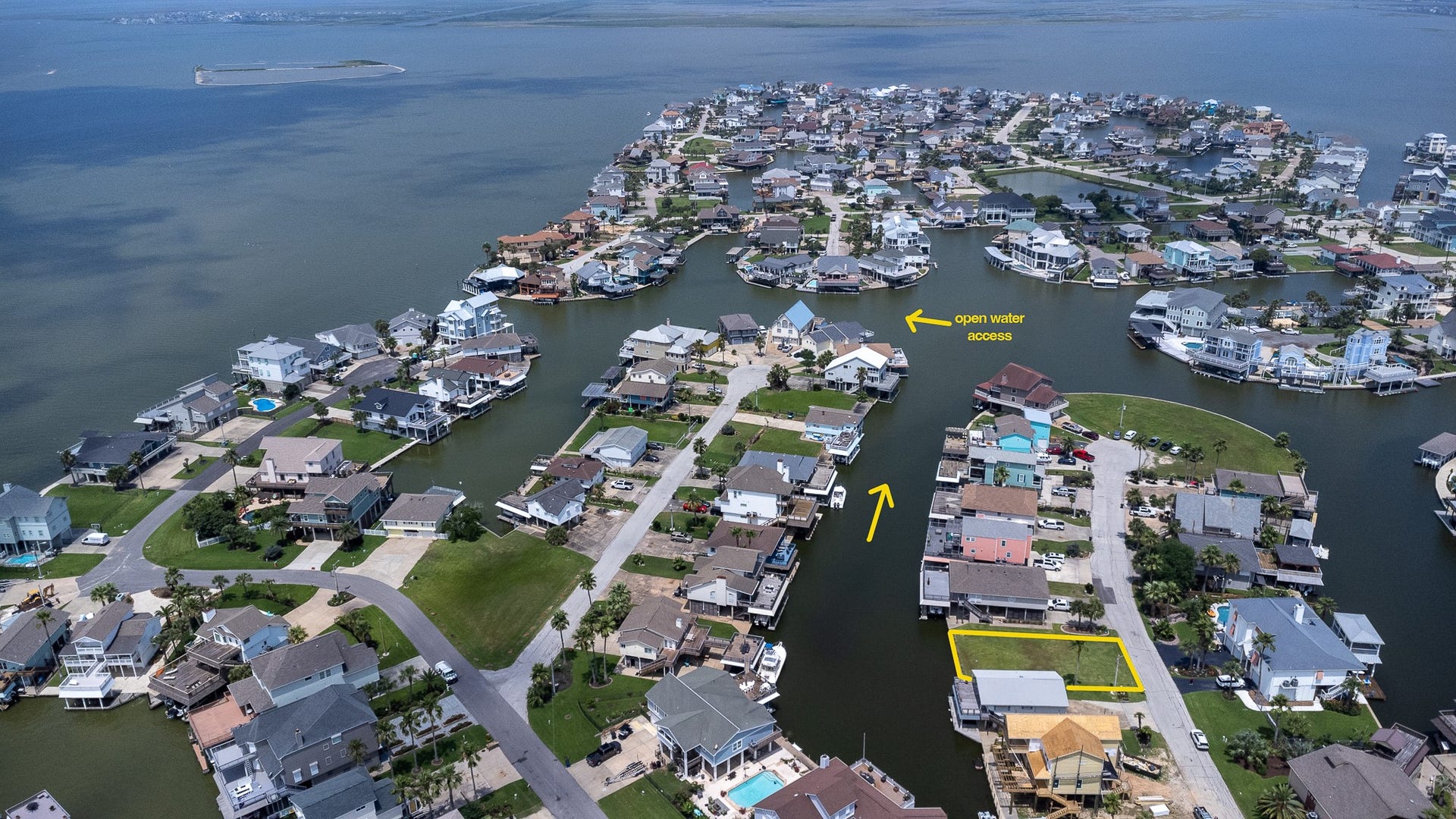Lot 46 Bamboo Road, Tiki Island, TX 77554