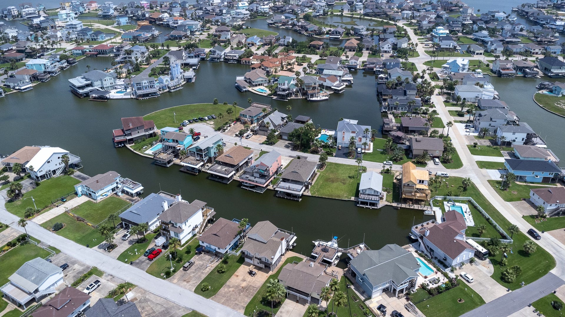 Lot 46 Bamboo Road, Tiki Island, TX 77554