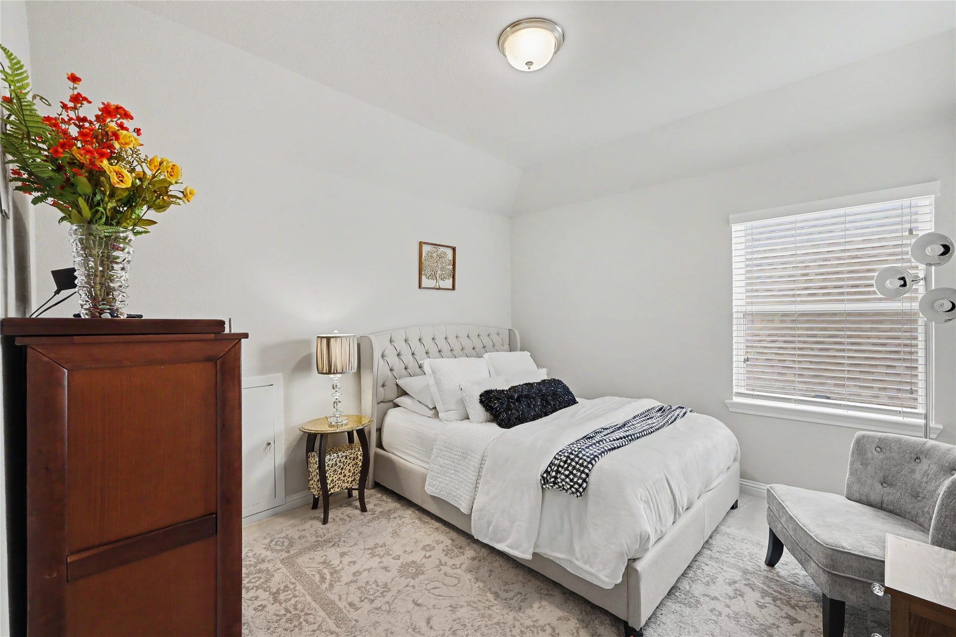 28216 Regal Wood Court, Spring, TX 77386 Additional secondary bedroom with neutral finishes and natural light.