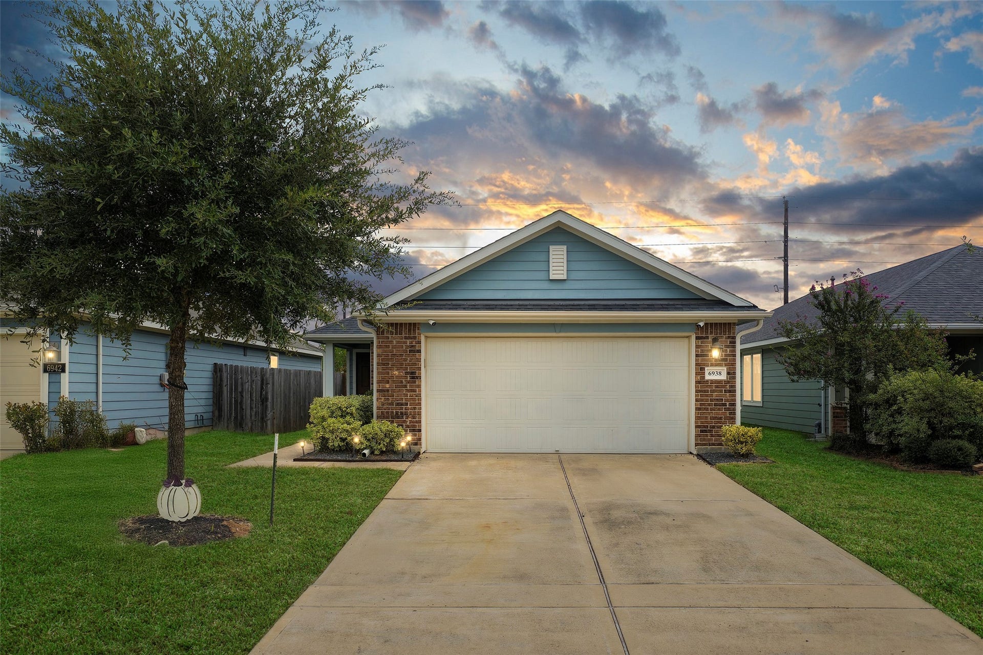 6938 Scarlet Sagebrush Street, Katy, TX 77449 Welcome to your new home! This property features beautiful front brick detailing and an inviting curb appeal.