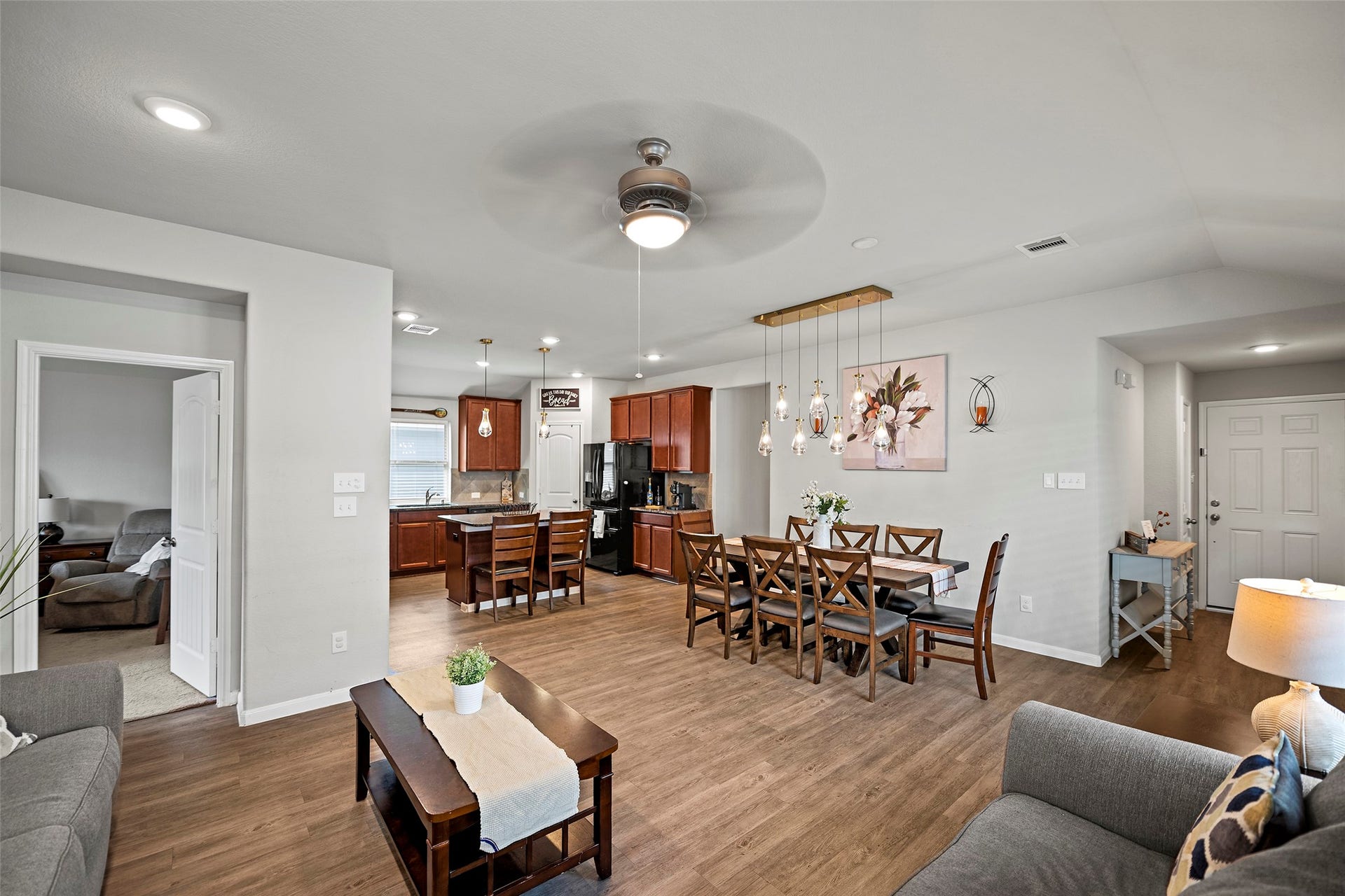 6938 Scarlet Sagebrush Street, Katy, TX 77449 Modern open concept