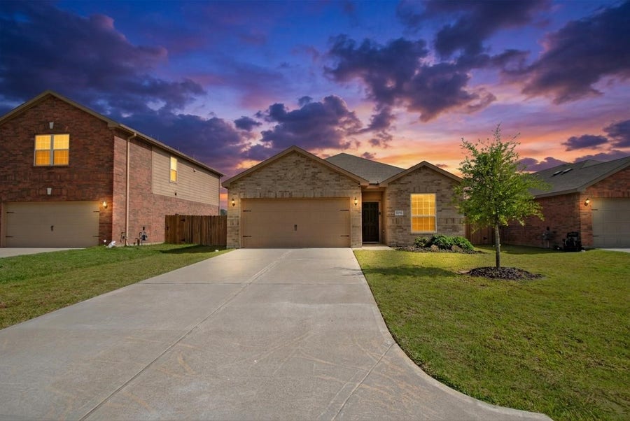 Property photo for 2133 Mule Ridge Drive, Katy, TX