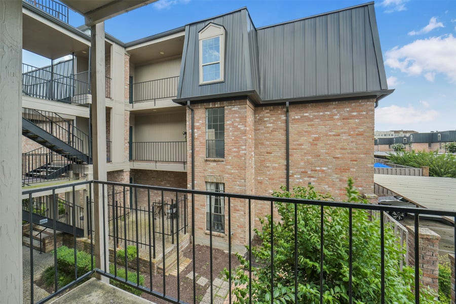 Property photo for 2400 N Braeswood Boulevard, #213, Houston, TX