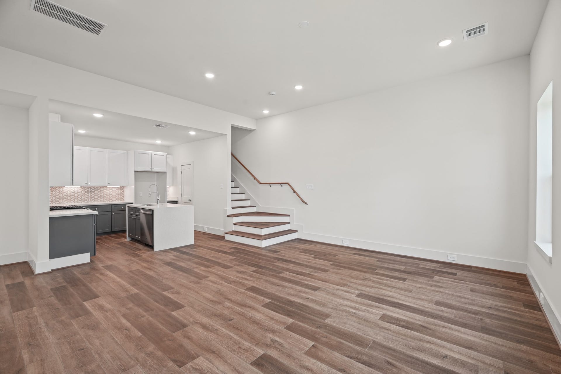 881 Rachel Street, #E, Houston, TX 77091 881 Rachel Street, #E, Houston, TX 77091