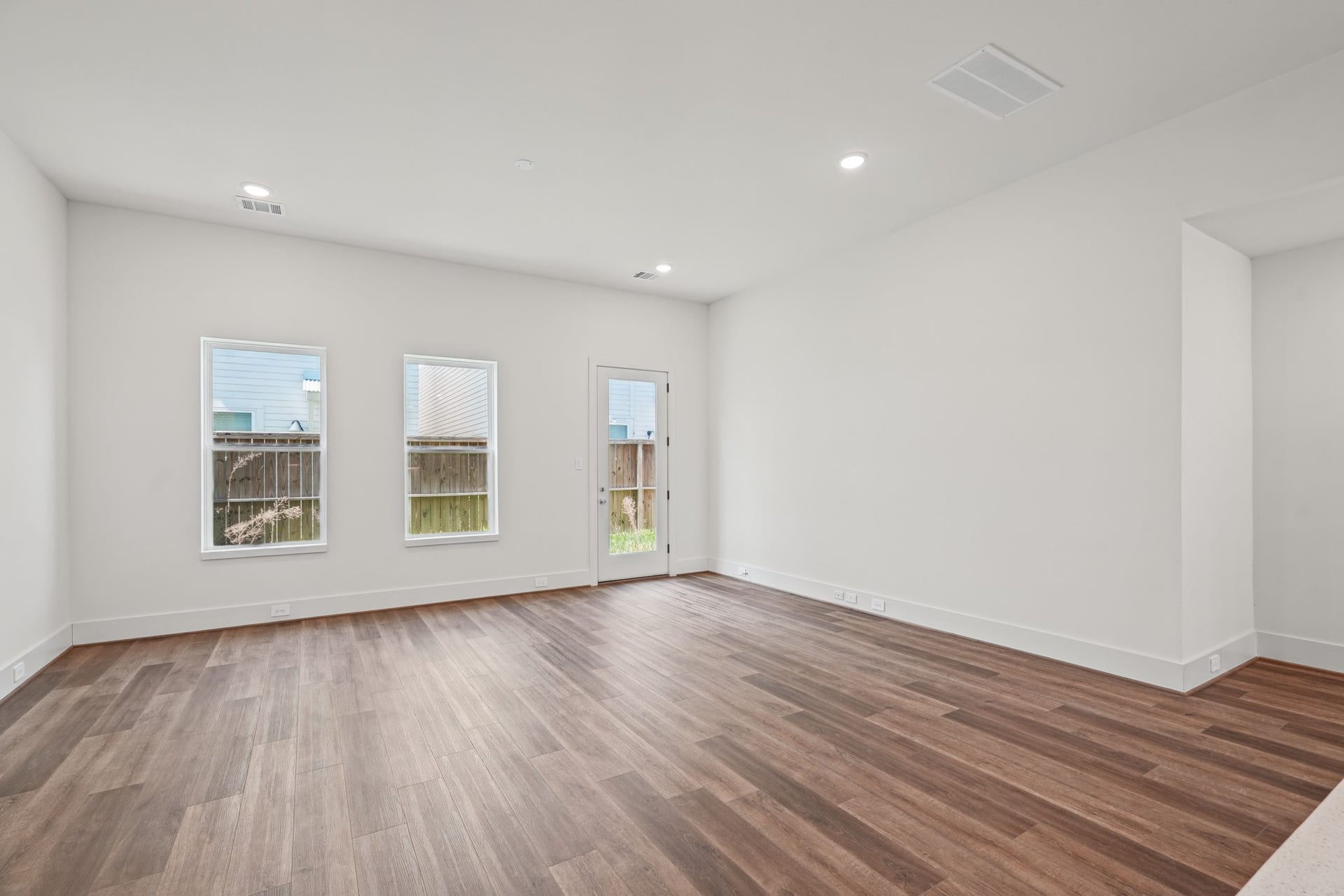 881 Rachel Street, #E, Houston, TX 77091 881 Rachel Street, #E, Houston, TX 77091