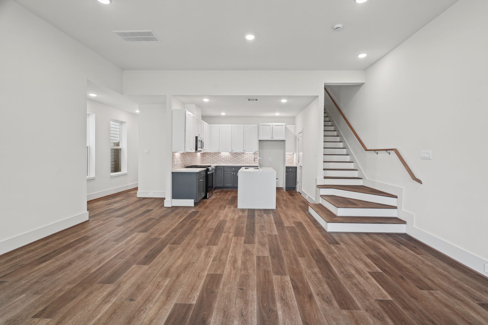 881 Rachel Street, #E, Houston, TX 77091 881 Rachel Street, #E, Houston, TX 77091