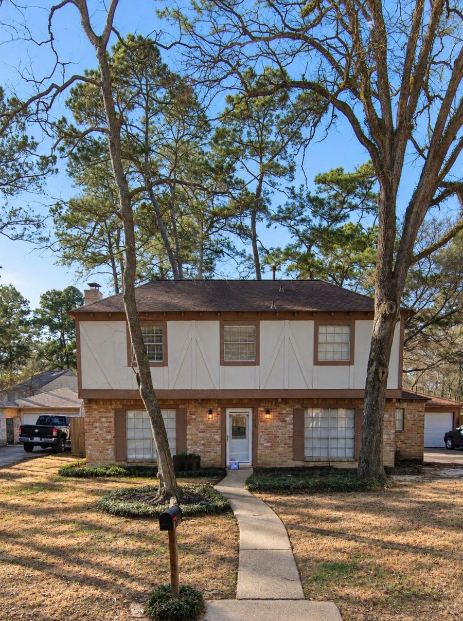 Property photo for 2815 Woodland Grove Drive, Houston, TX