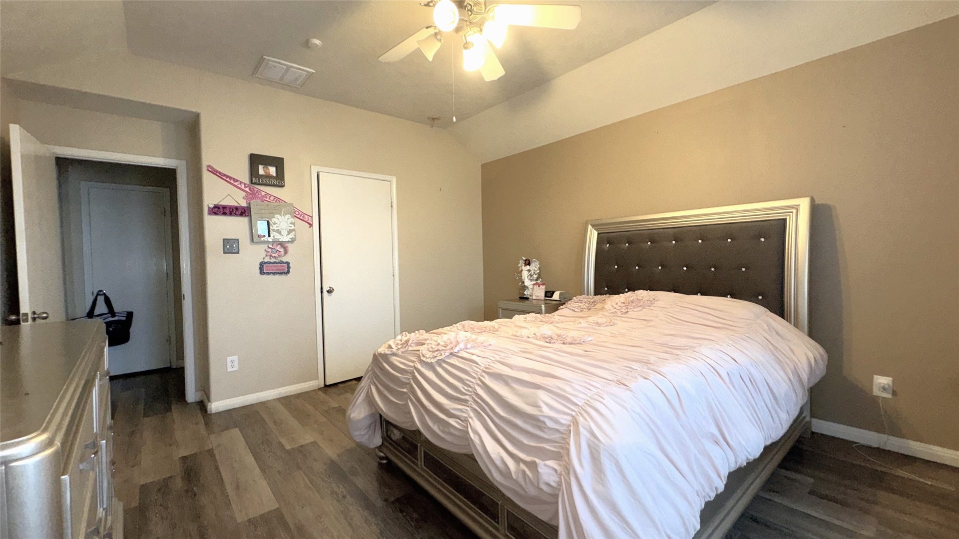 3231 Naples Grove Lane, Houston, TX 77047 3231 Naples Grove Lane, Houston, TX 77047
