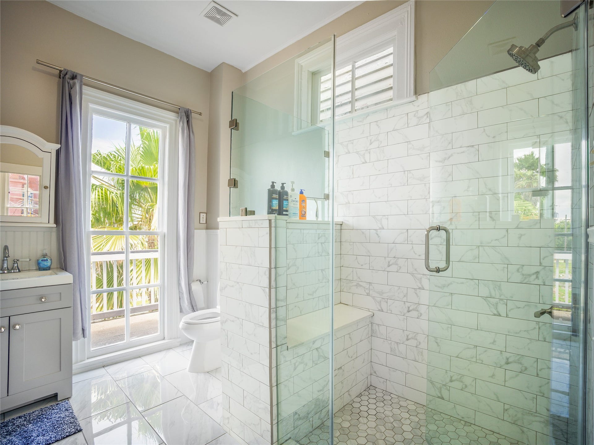 1605 Market Street, Galveston, TX 77550 1605 Market Street, Galveston, TX 77550
