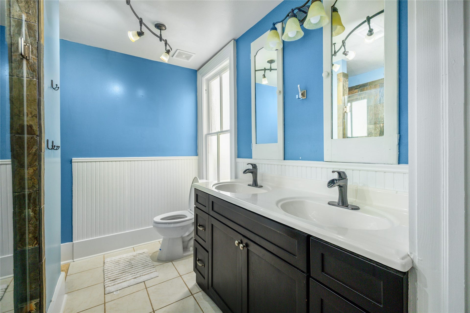 1605 Market Street, Galveston, TX 77550 1605 Market Street, Galveston, TX 77550