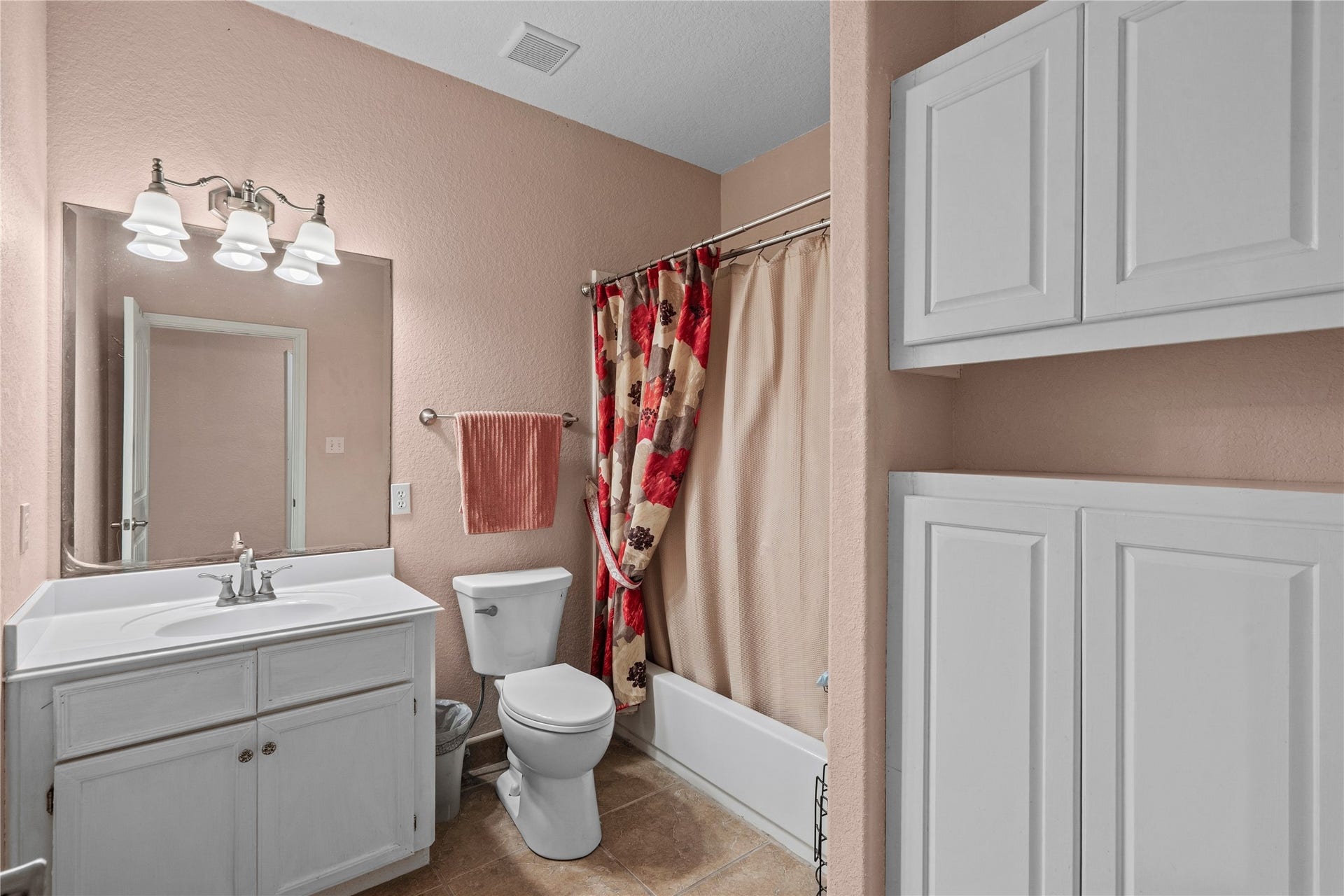 4886 Wickwillow Lane, Alvin, TX 77511