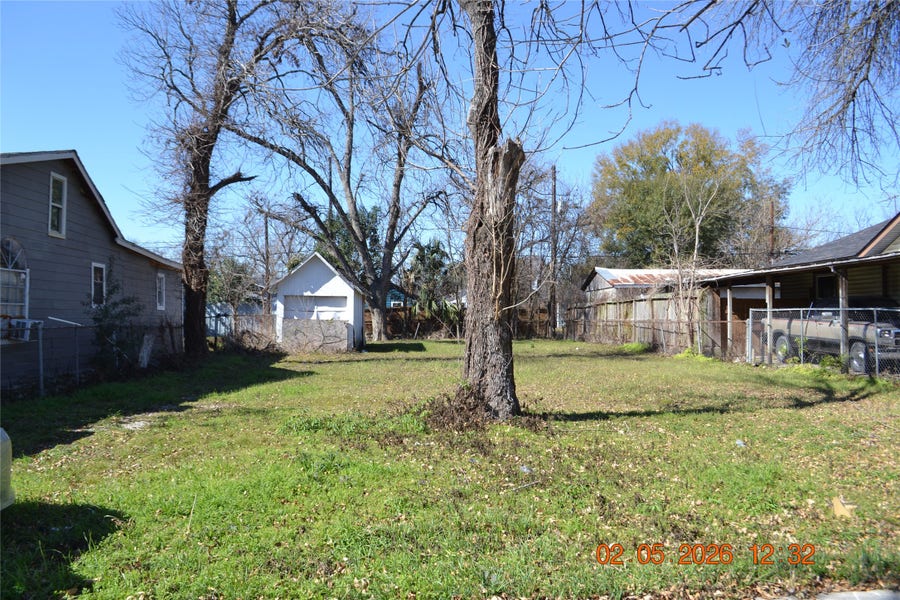 Property photo for 526 Kress Street, Houston, TX