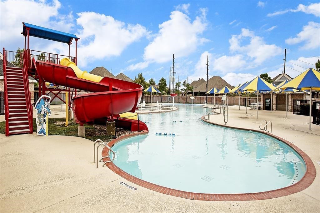 2401 Sail Port Street, Pearland, TX 77584 2401 Sail Port Street, Pearland, TX 77584