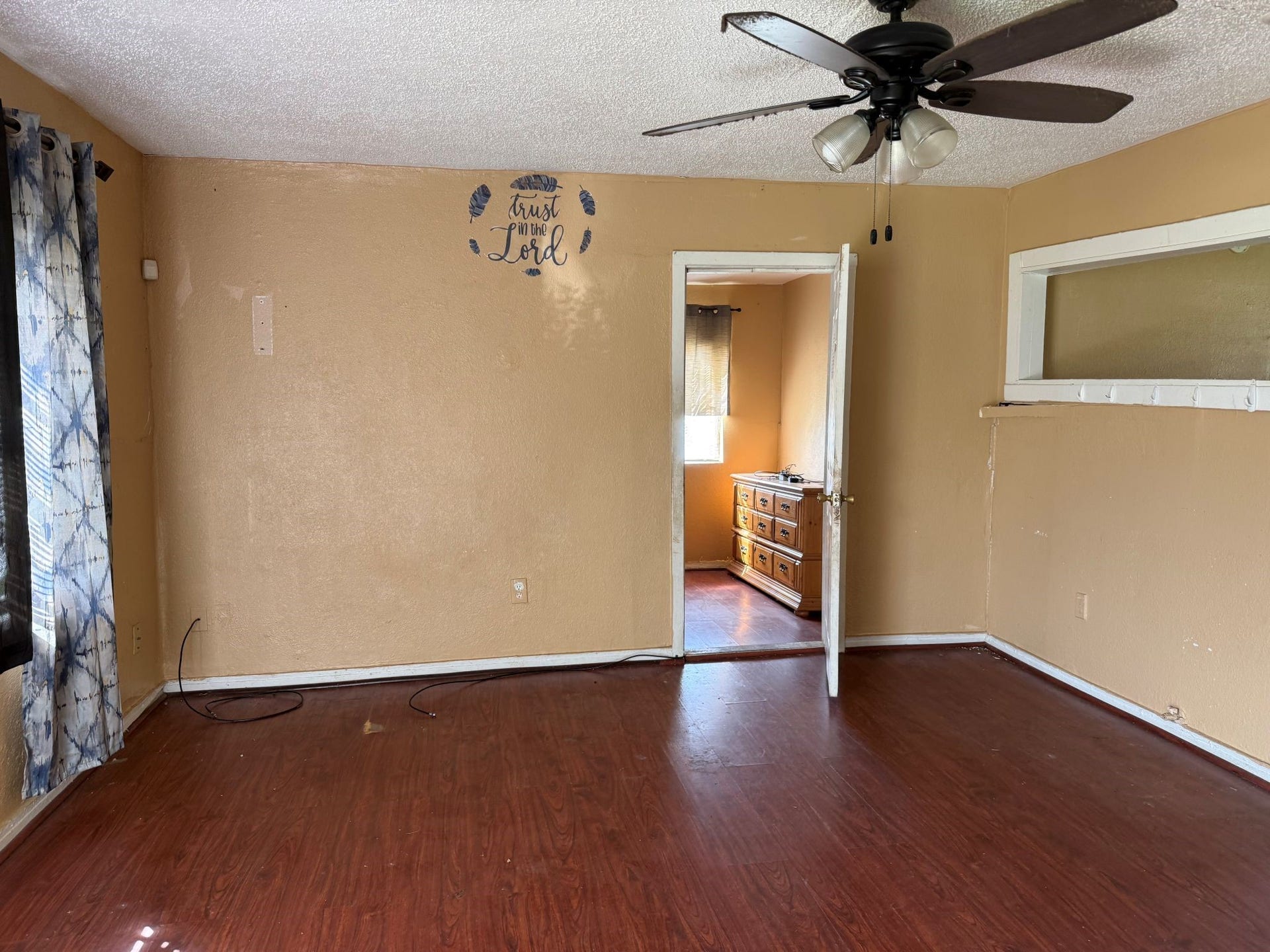4809 Wenda Street, Houston, TX 77033