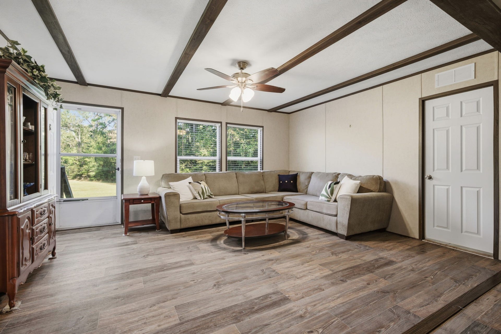 7497 Hidden Acres Drive, Cleveland, TX 77328