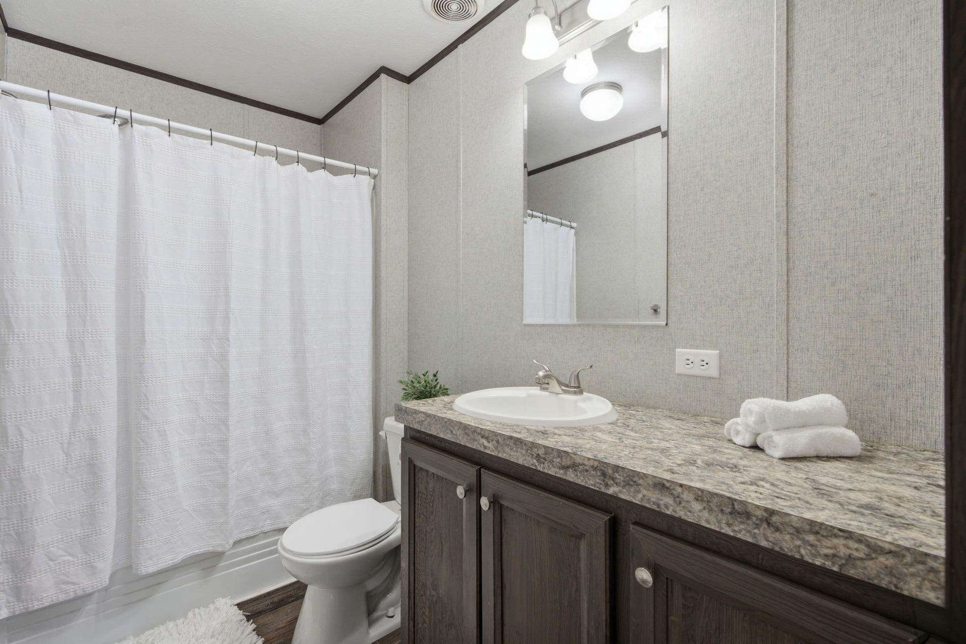 7497 Hidden Acres Drive, Cleveland, TX 77328