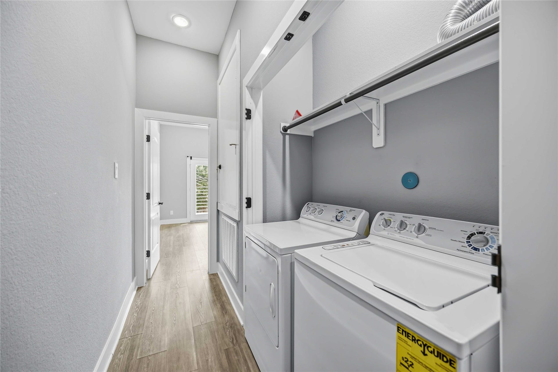 4627 New Orleans Street, Houston, TX 77020 4627 New Orleans Street, Houston, TX 77020